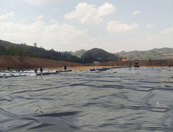 人工湖防滲為什么都選復合土工膜？